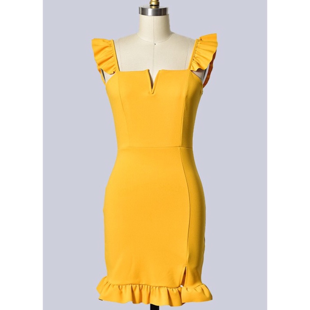 🌼 Mustard Ruffle Dress 🌼 - Picture 2 of 3